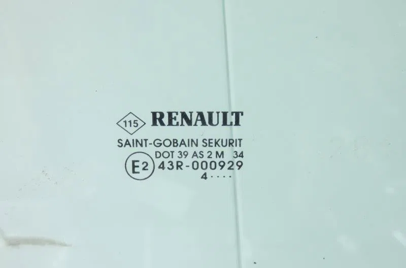 Glace porte av d RENAULT MEGANE 2 PHASE 1 occasion