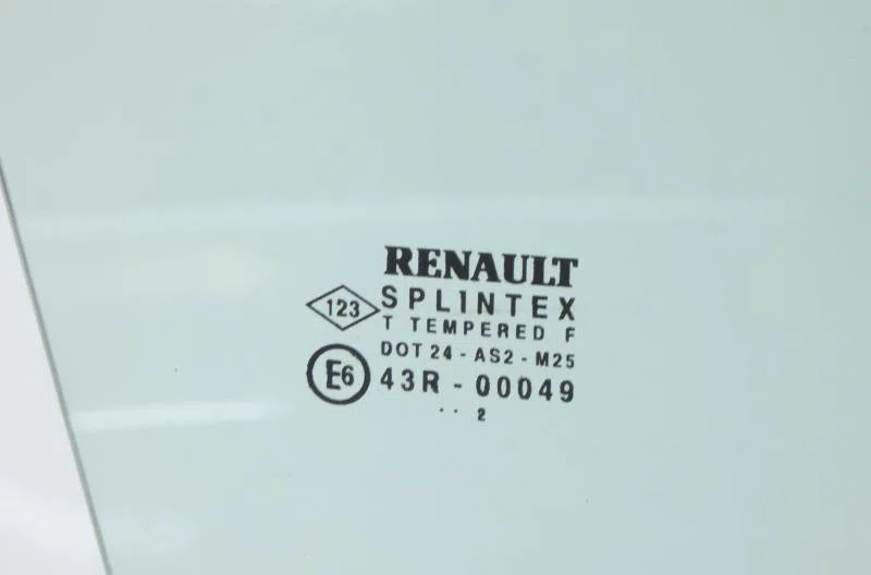 Glace porte av d RENAULT SCENIC 1 PHASE 2 occasion