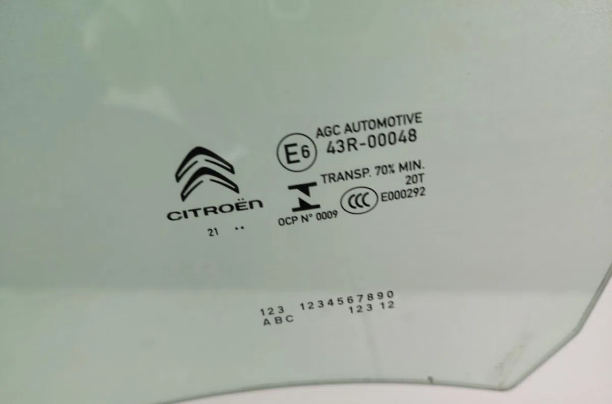 Glace porte av g CITROEN C3 3 PHASE 2 occasion
