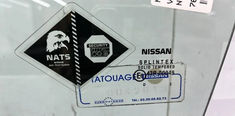 Glace porte av g NISSAN PRIMERA 3 occasion