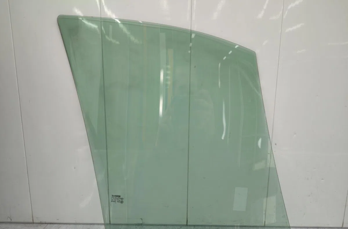 Glace porte av g RENAULT SCENIC 1 PHASE 2 occasion