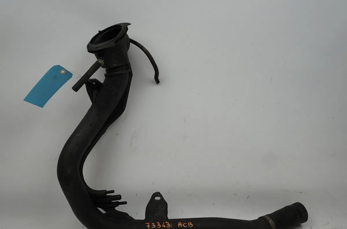 Goulotte carburant RENAULT SUPER 5  1.1i 48ch occasion