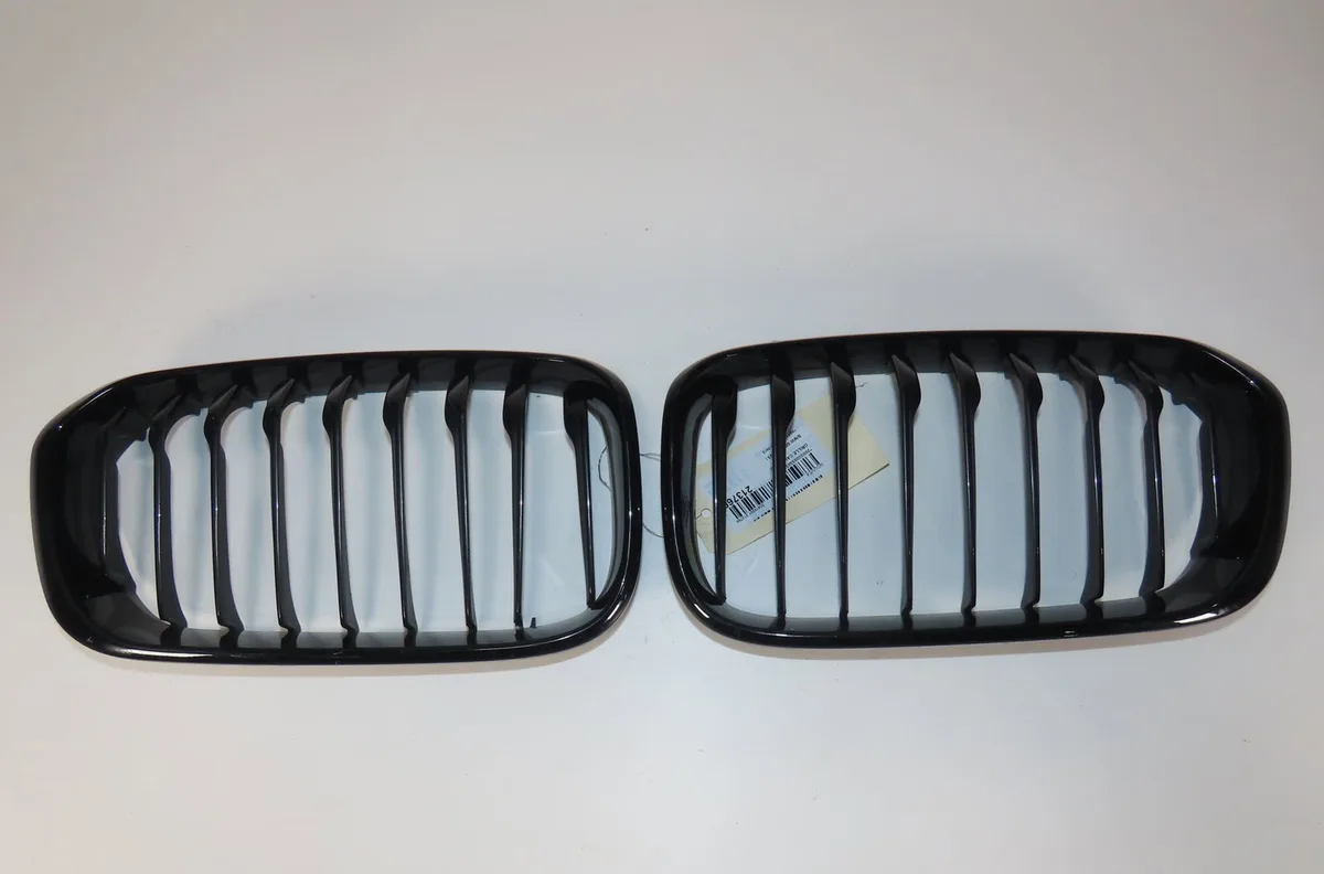 Grille calandre Bmw 1 (F21) 125 i (2011-2019) occasion