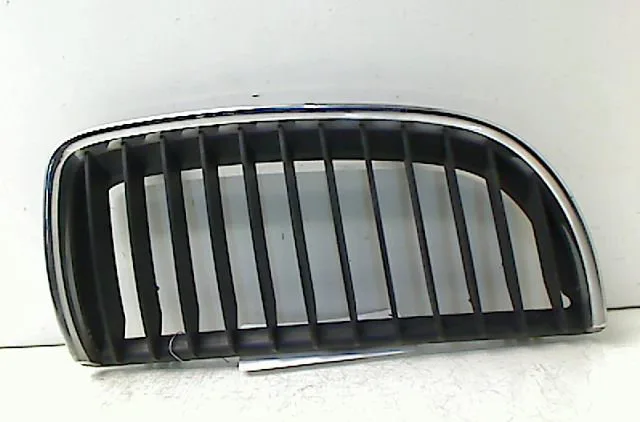 Grille calandre d B.M.W. SERIE 3 V 2005 occasion