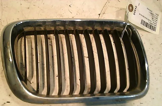 Grille calandre d Bmw 3 Coupé (E36) 316 i (1993-1998) occasion