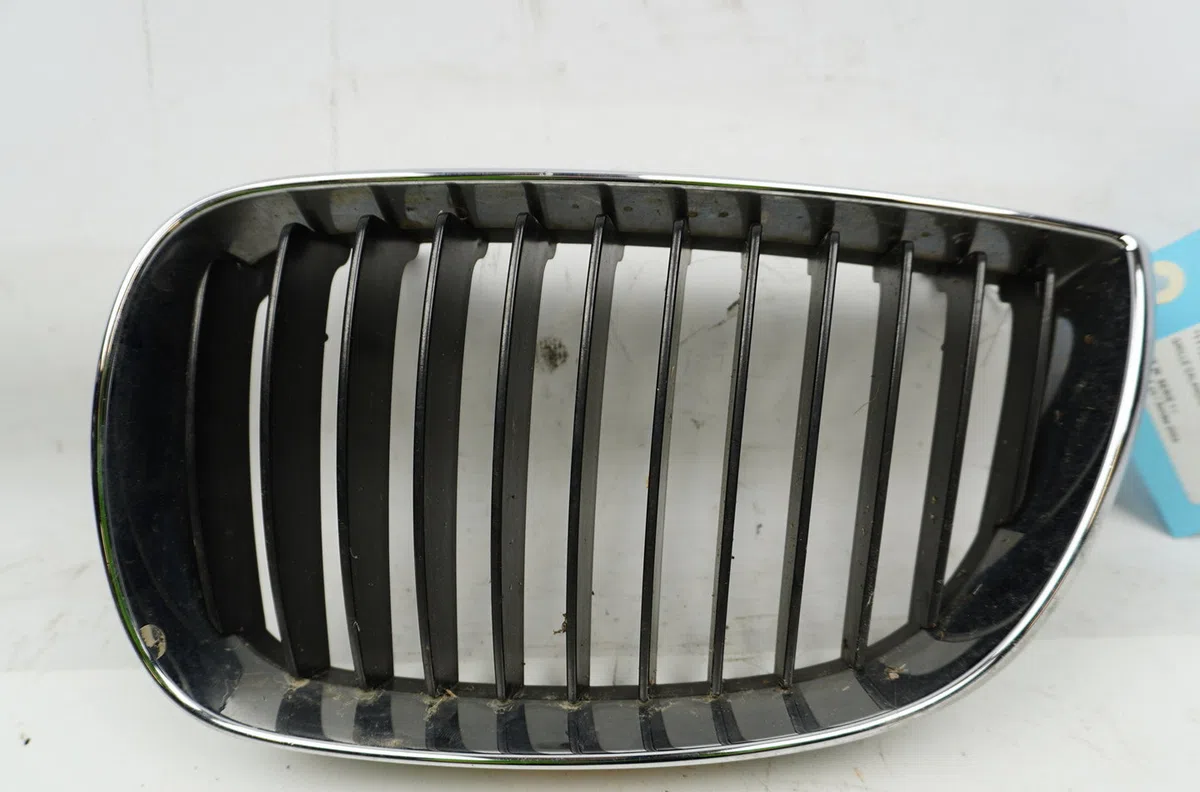 Grille calandre g Bmw 1 (E87) 116 i (2004-2011) occasion