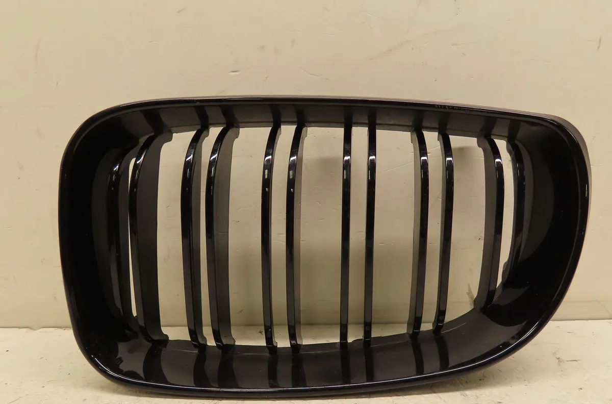 Grille calandre g Bmw 1 (E87) 118 d (2004-2007) occasion