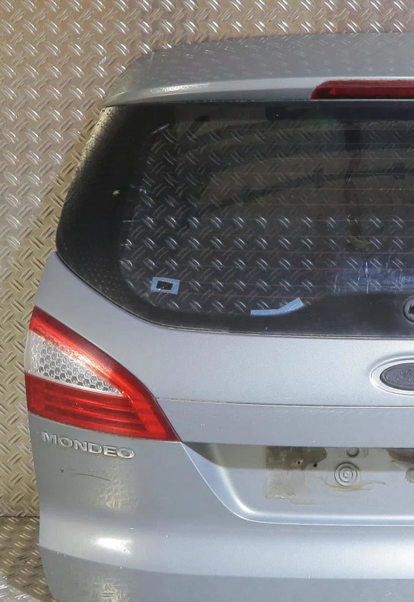 Hayon FORD MONDEO 3 PHASE 1 BREAK occasion