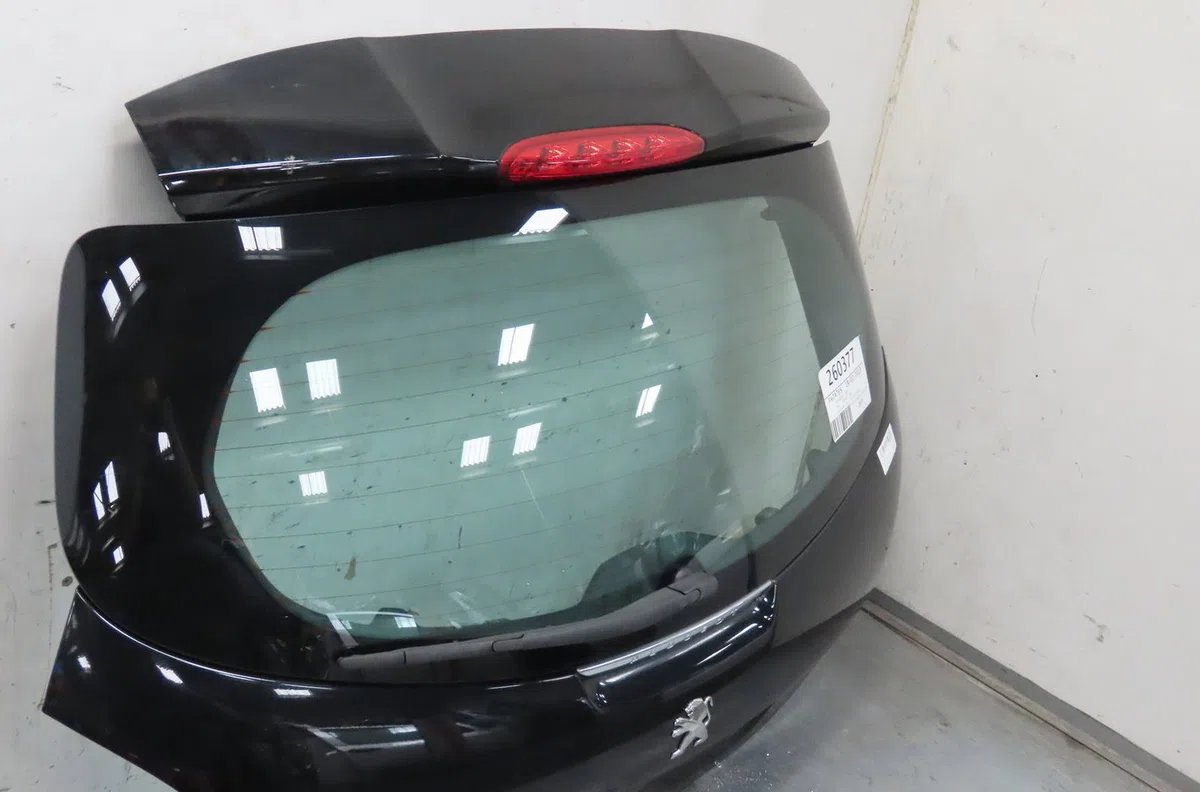 Hayon Peugeot 208 I (CA_, CC_) 1.2 vti 82 (2012) occasion