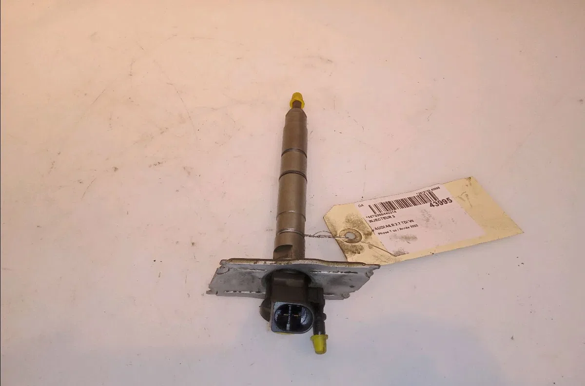 Injecteur 5 Audi A6 C6 Avant (4F5) 2.7 tdi (2005-2011) occasion