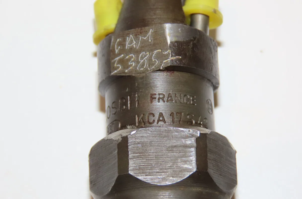 Injecteur PEUGEOT 205 1990 occasion