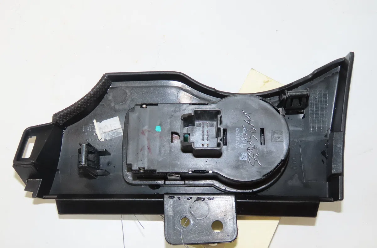 Interrupteur commande de phares Chevrolet ORLANDO (J309) 2.0 d (2011-2015) occasion