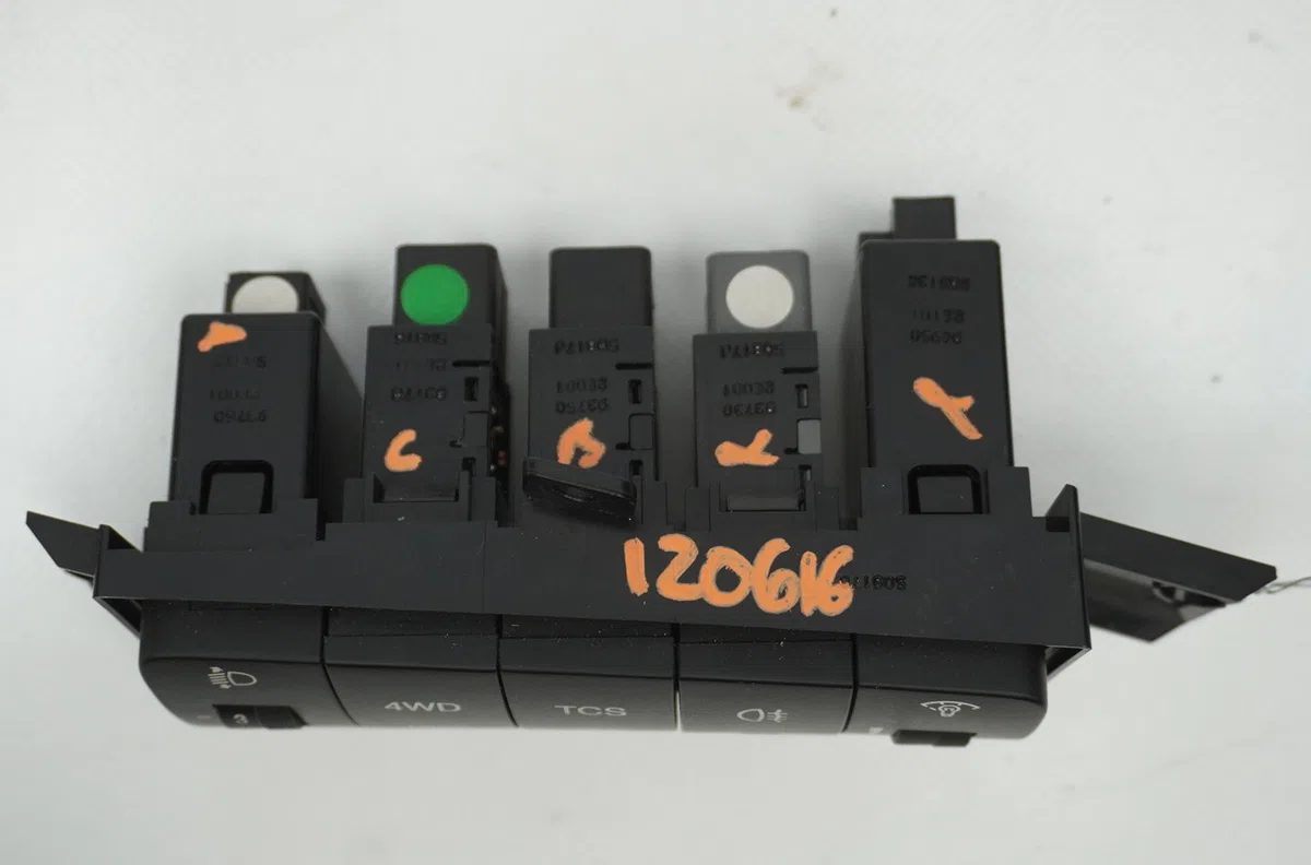 Interrupteur commande de phares Hyundai TUCSON (JM) 2.0 crdi traction intégrale (2004-2010) occasion
