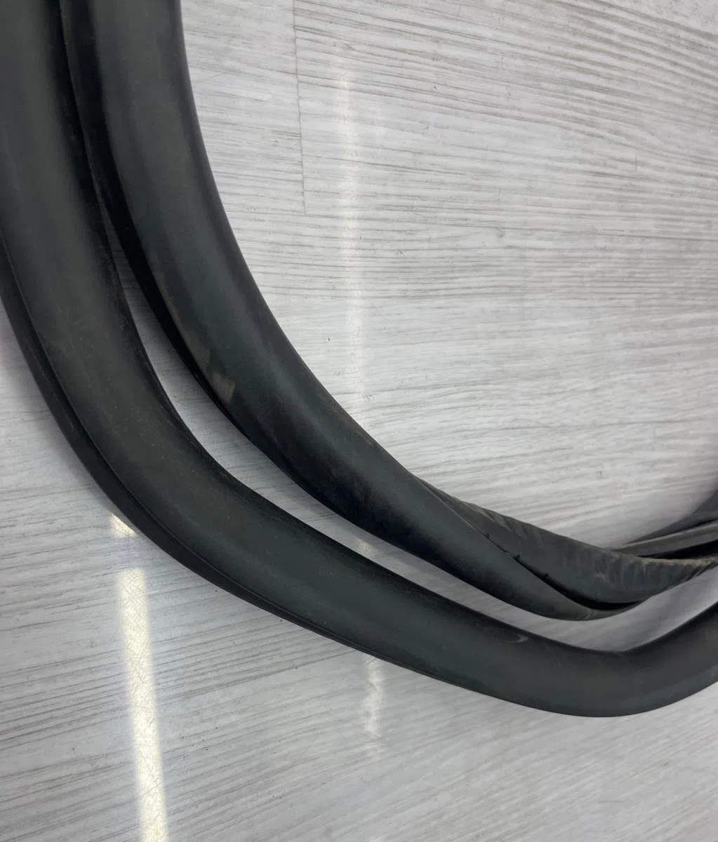 Joint porte avd OPEL CORSA F PHASE 1 occasion