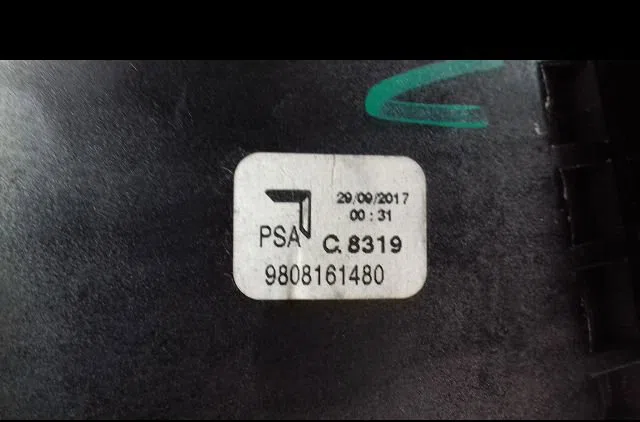 Levier de vitesses Peugeot 208 I (CA_, CC_) 1.2 vti 82 (2012) occasion