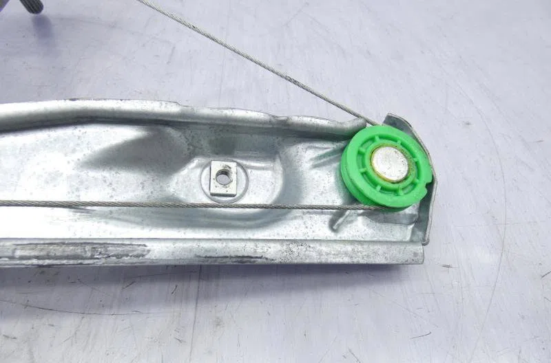 Mecanisme leve-glace arrière gauche RENAULT CLIO 2 PHASE 1 occasion