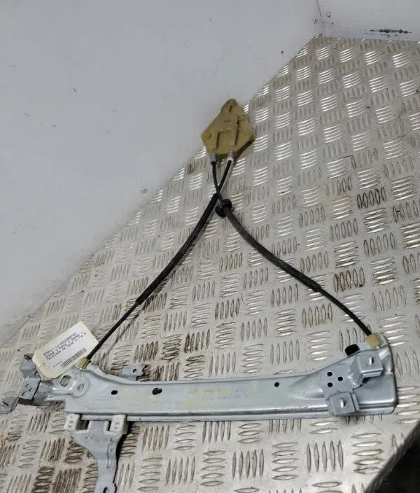 Mecanisme leve-glace arrière gauche RENAULT MEGANE 3 PHASE 3 BREAK occasion