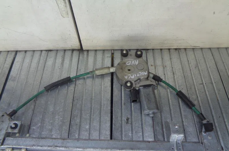 Mecanisme  moteur lève-glace avant droit FIAT MULTIPLA PHASE 2 occasion