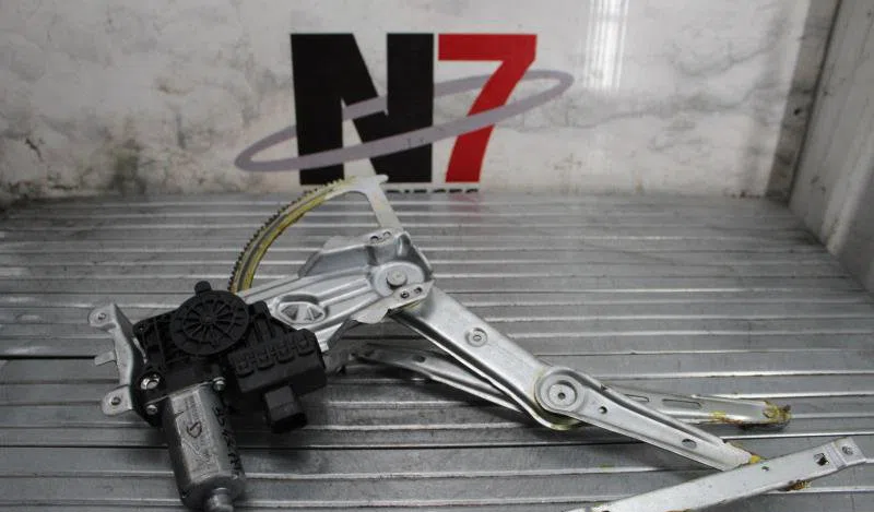 Mecanisme  moteur lève-glace avant droit OPEL ASTRA H GTC PHASE 1 occasion
