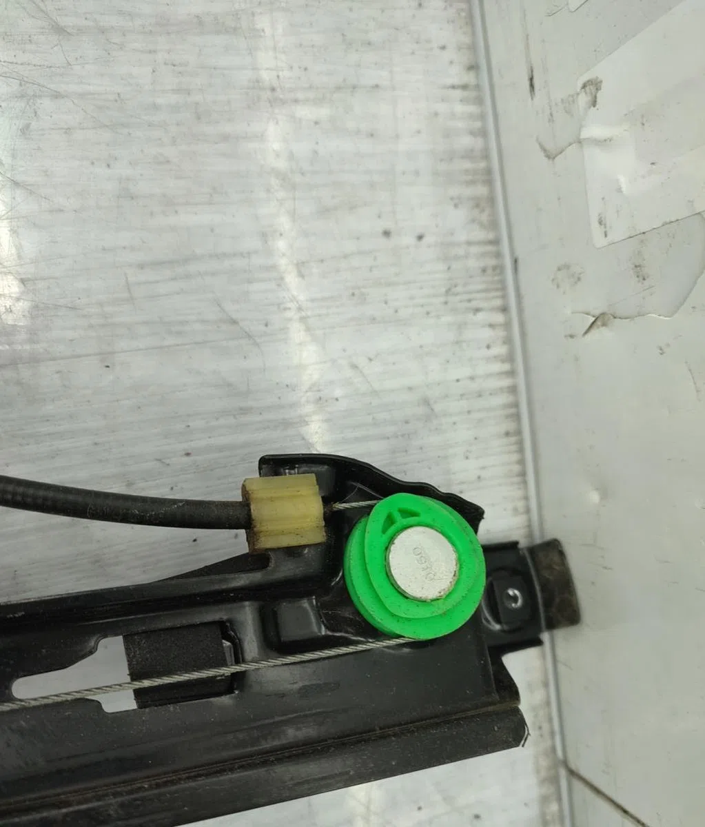 Mecanisme  moteur lève-glace avant droit SEAT LEON 2 PHASE 2 occasion