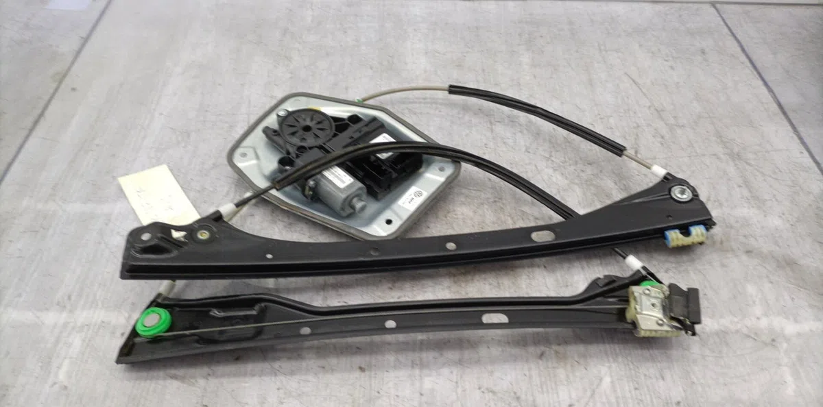 Mecanisme  moteur lève-glace avant droit VOLKSWAGEN GOLF PLUS PHASE 2 occasion