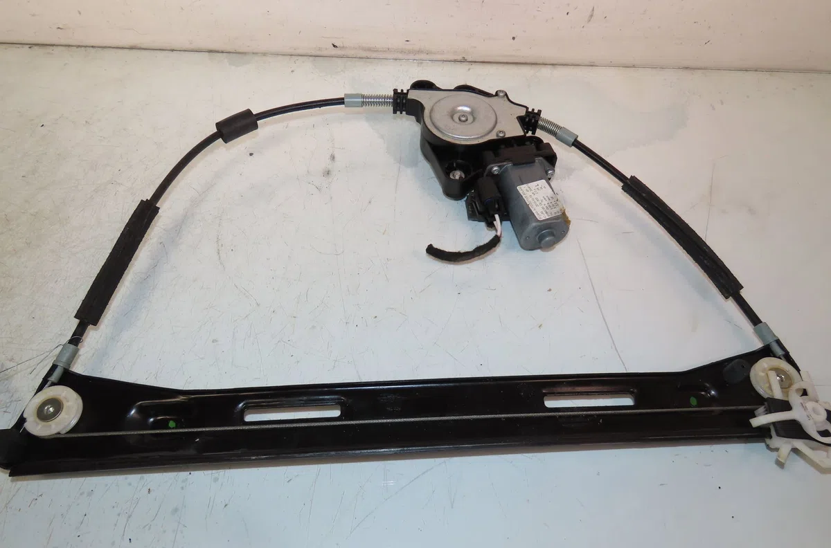 Mecanisme+moteur leve-glace avg FIAT PANDA 2010 occasion