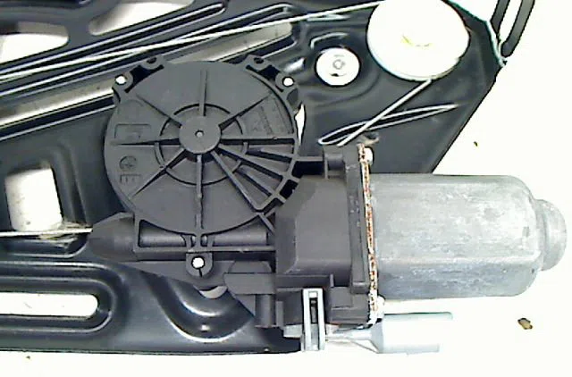Mecanismemoteur leve-glace ard PEUGEOT 207 occasion
