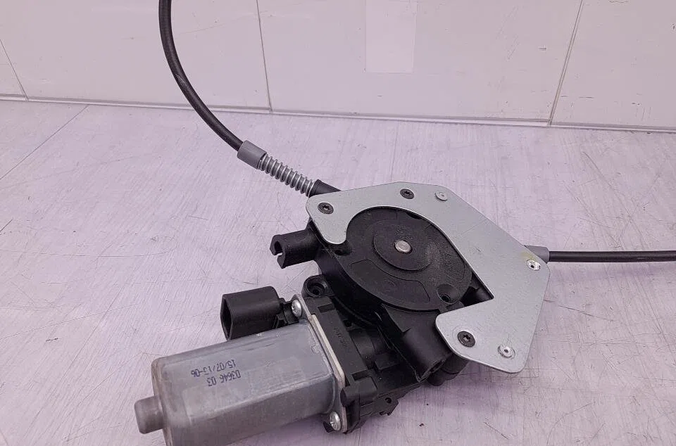 Mecanismemoteur leve-glace avg FORD FIESTA 4 PHASE 2 occasion