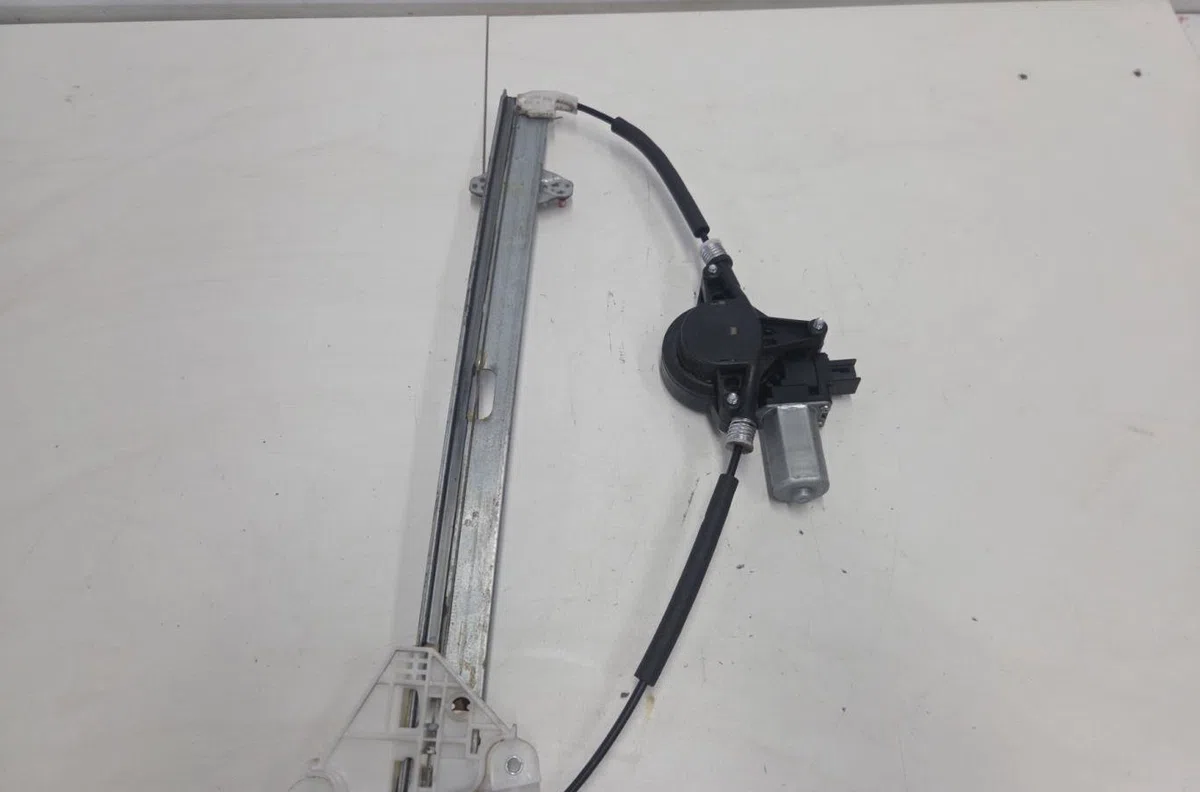 Mecanismemoteur leve-glace avg MAZDA CX5 1 PHASE 2 occasion
