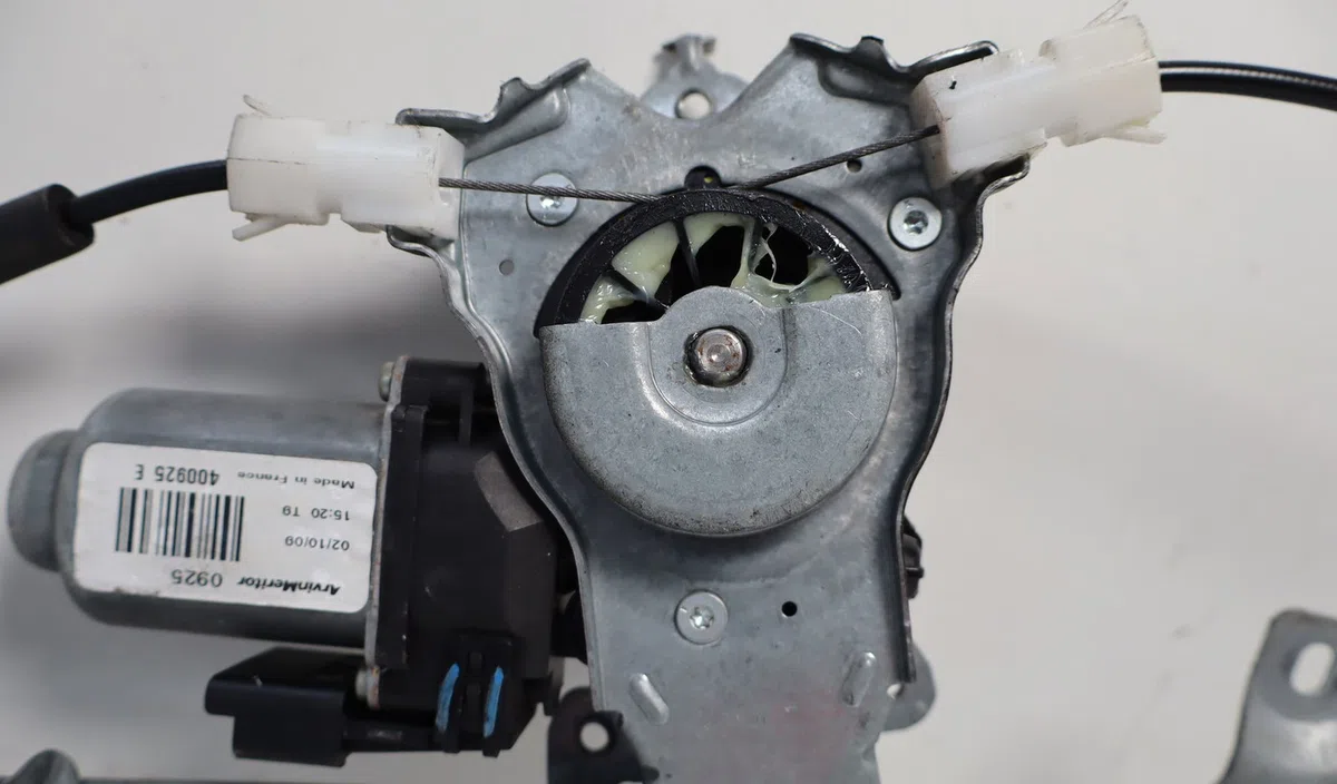 Mecanismemoteur leve-glace avg Nissan NOTE (E11, NE11) 1.5 dci (2010-2012) occasion