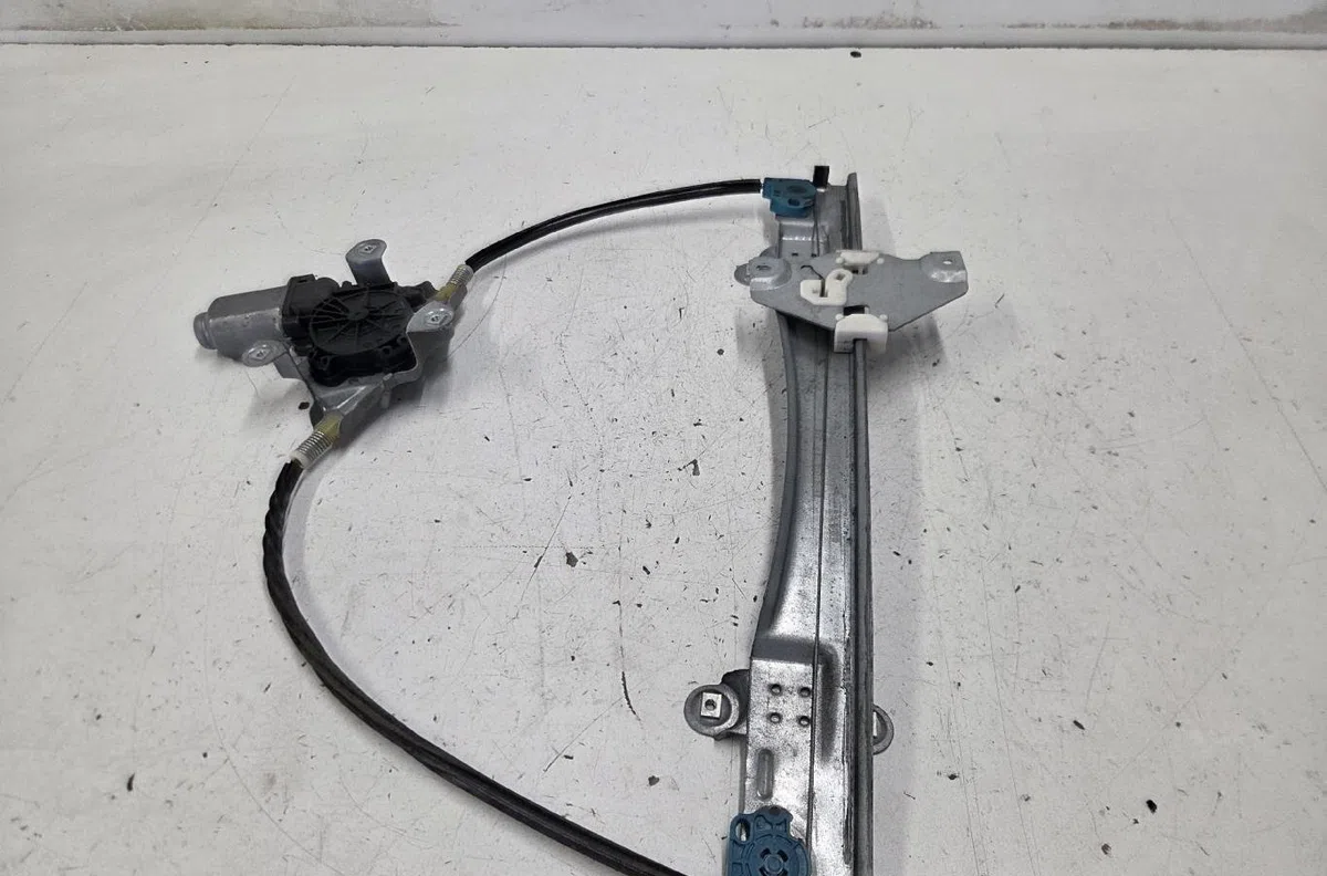 Mecanismemoteur leve-glace avg RENAULT TWINGO 2 PHASE 2 occasion
