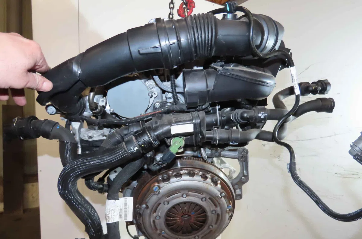Moteur complet PEUGEOT 208 II occasion