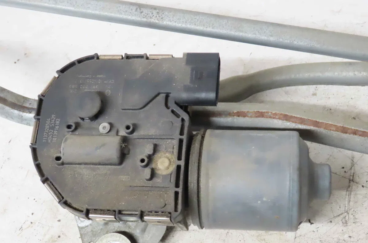 Moteur essuie-glace avant AUDI A6 III occasion