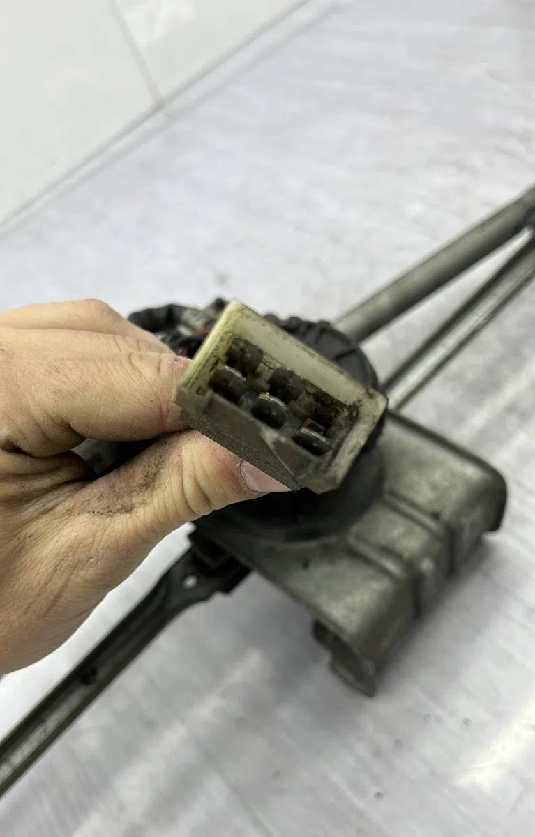 Moteur essuie-glace avant MERCEDES SPRINTER 1 PHASE 2 occasion
