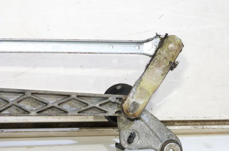 Moteur essuie-glace avant RENAULT LAGUNA 1 PHASE 1 occasion