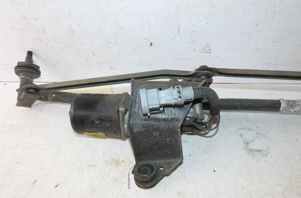 Moteur essuie-glace avant RENAULT MASTER II occasion