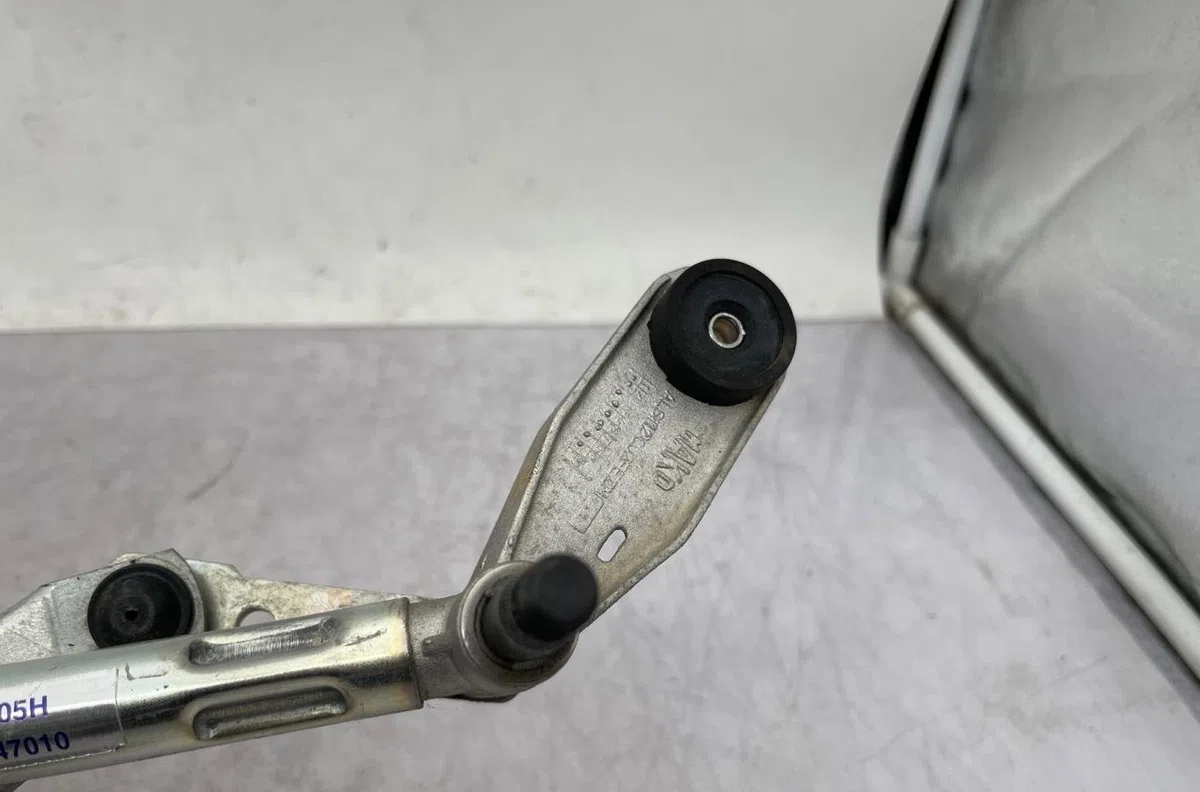 Moteur essuie-glace avant RENAULT MEGANE 2 PHASE 2 occasion