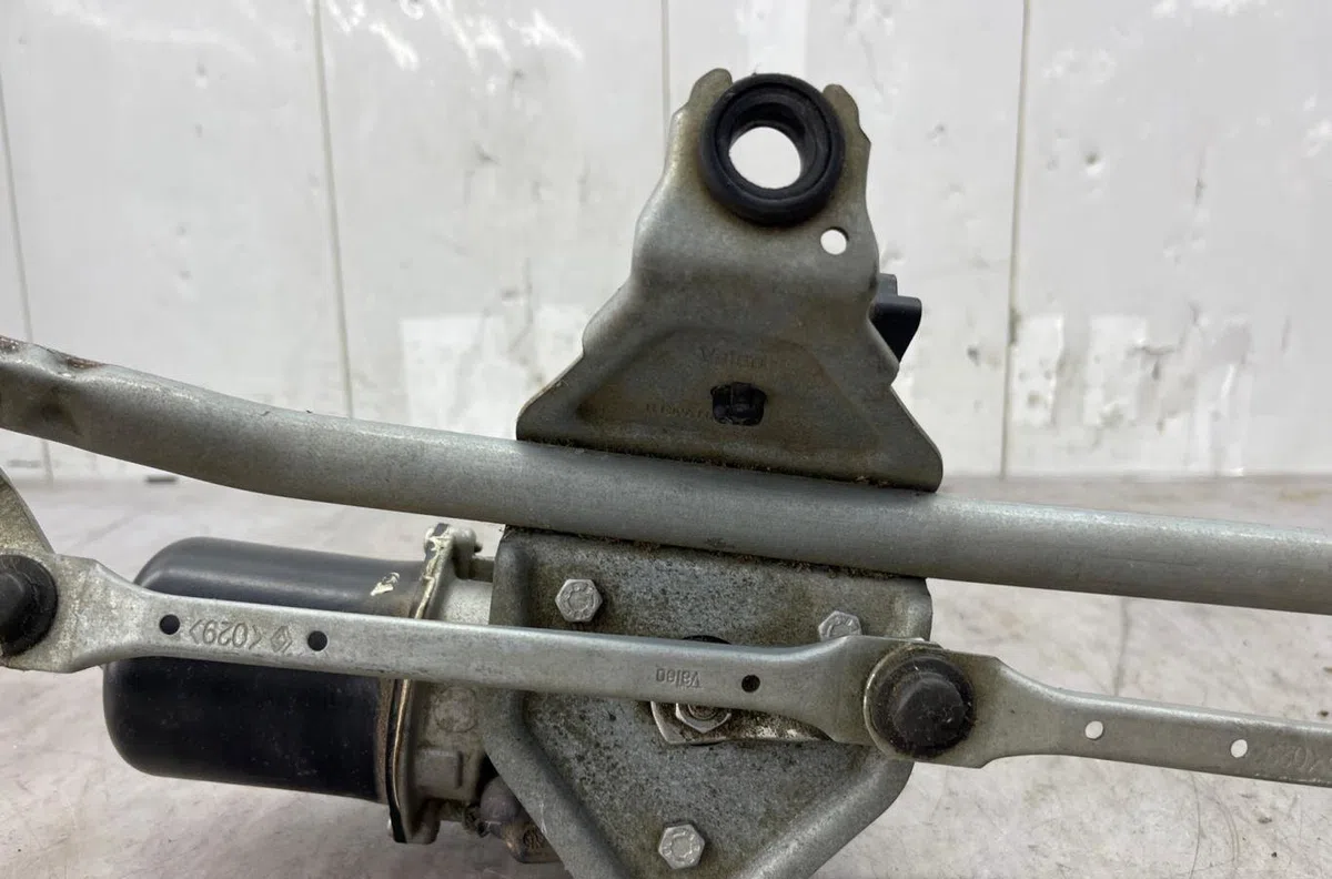 Moteur essuie-glace avant RENAULT TRAFIC 2 PHASE 2 occasion