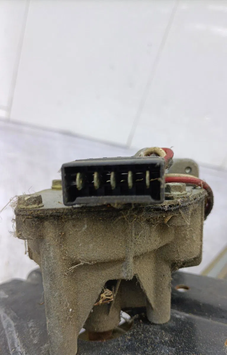 Moteur essuie-glace avant VOLVO V 40 1 PHASE 2 BREAK occasion