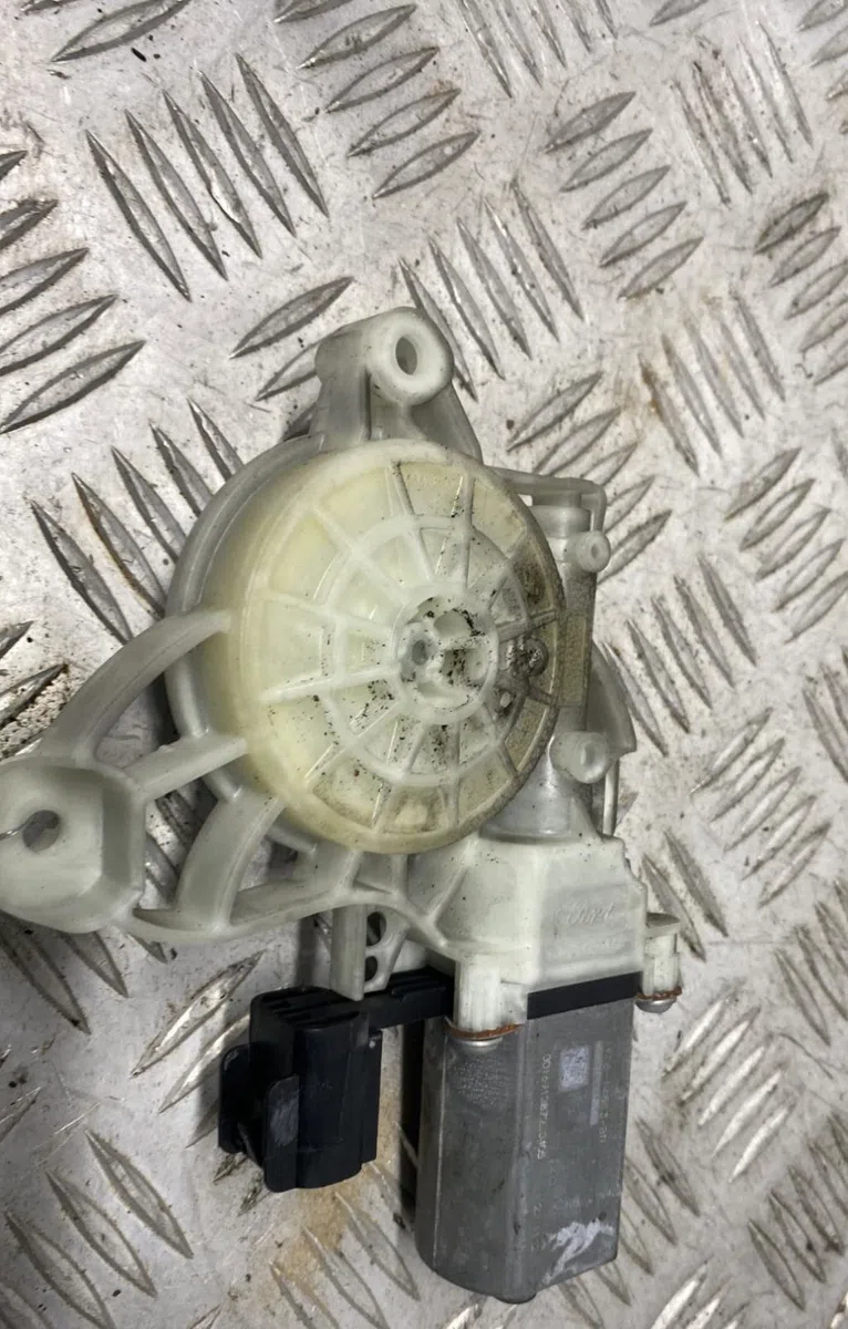 Moteur leve-vitre arg FORD FOCUS 4 PHASE 1 BREAK occasion