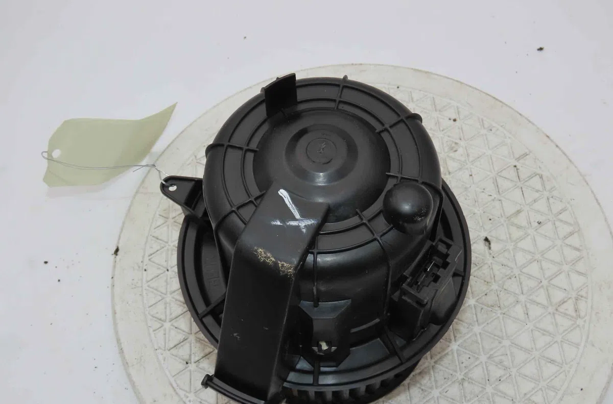 Moteur ventilateur chauffage CITROEN DS3 occasion