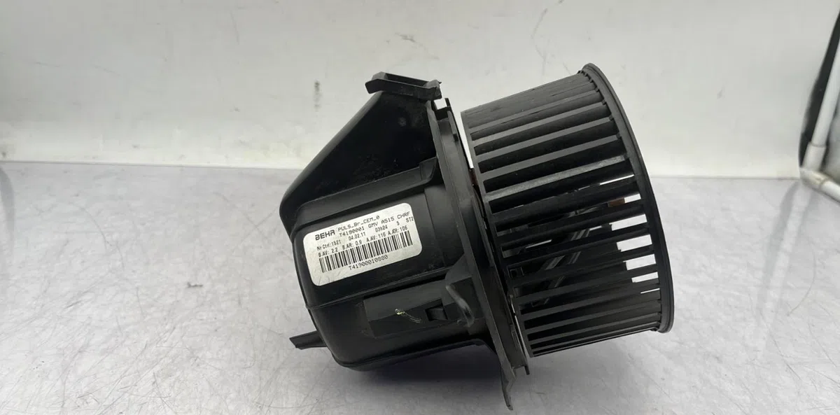 Moteur ventilateur chauffage CITROEN DS3 PHASE 1 occasion