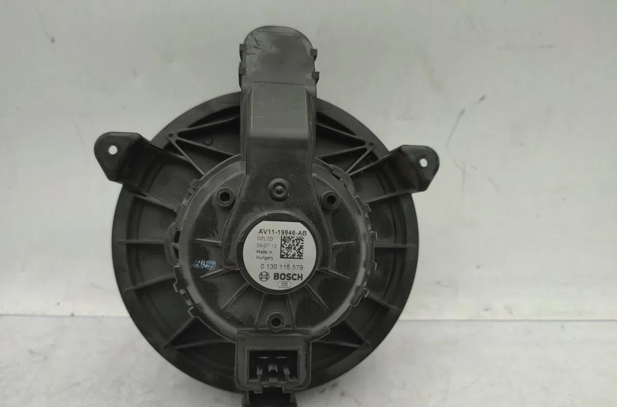 Moteur ventilateur chauffage FORD B-MAX occasion