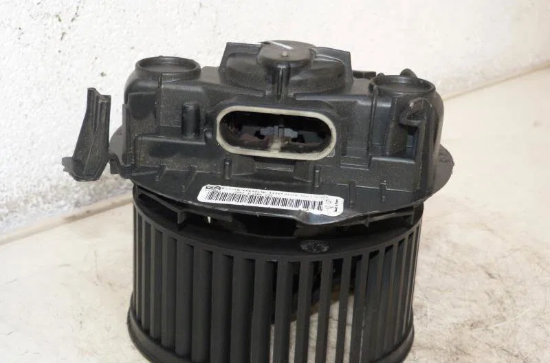 Moteur ventilateur chauffage NISSAN NOTE 1 PHASE 1 occasion