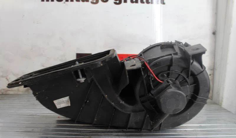 Moteur ventilateur chauffage RENAULT CLIO 2 PHASE 1 occasion