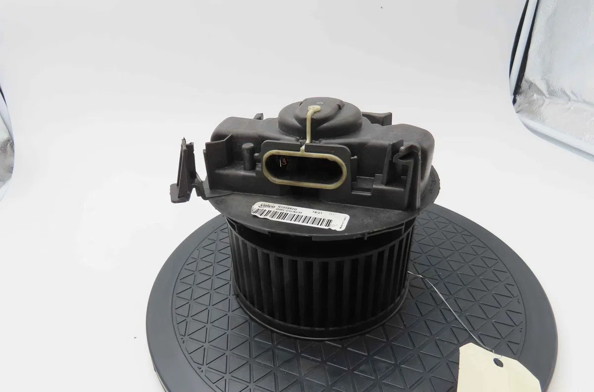 Moteur ventilateur chauffage RENAULT CLIO  I occasion