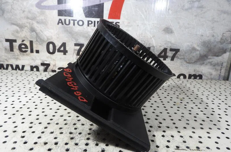 Moteur ventilateur chauffage VOLKSWAGEN GOLF 4 occasion