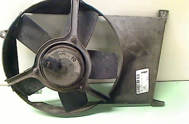 Moteur ventilateur radiateur OPEL CORSA 1995 occasion