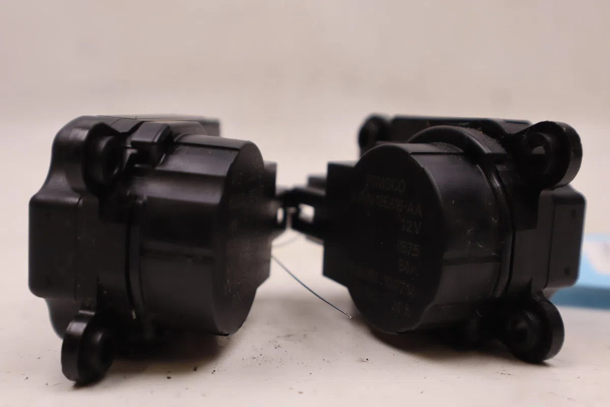 Moteur volet de chauffage Ford C-MAX II (DXA-CB7, DXA-CEU) 1.0 ecoboost (2012-2019) occasion