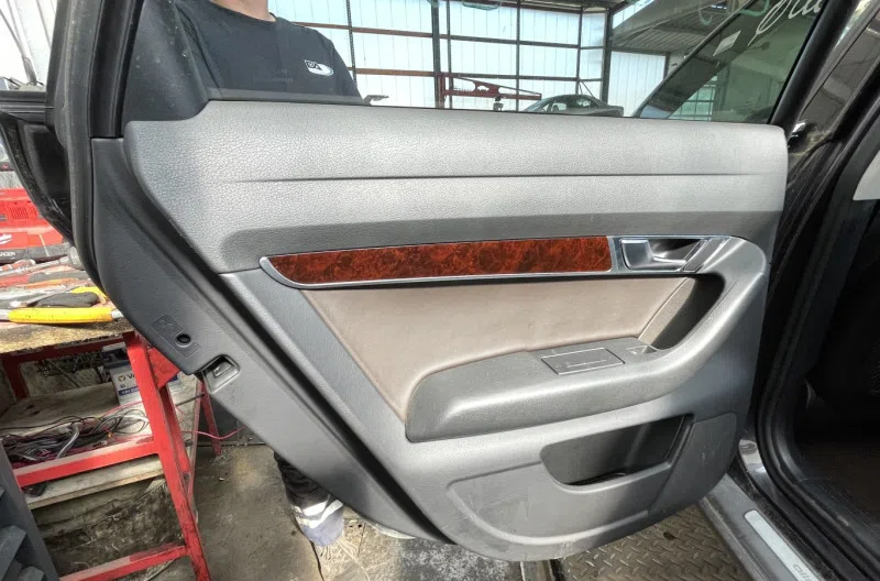 Panneau de porte arriere gauche pour AUDI A6 3 ALLROAD PHASE 1 BREAK
